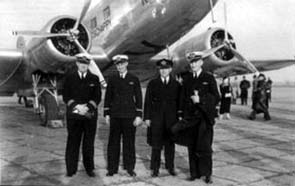 Crew of the first DC2 on the Batavia-Amsterdam service