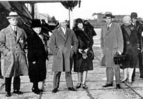 1929, Anthony Fokker arrives at Schiphol airport accompanied by his wife