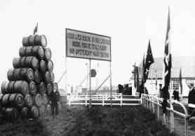 The H-NACC's pioneering flight had demonstrated that Indonesia could be reached by air. More and more voices were raised in favor of regular services. A number of trial flights were conducted in 1928
